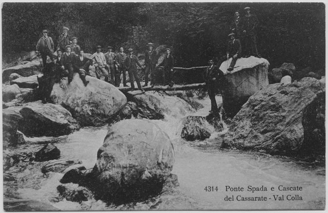 Veduta del Ponte di Spada e le cascate del Cassarate