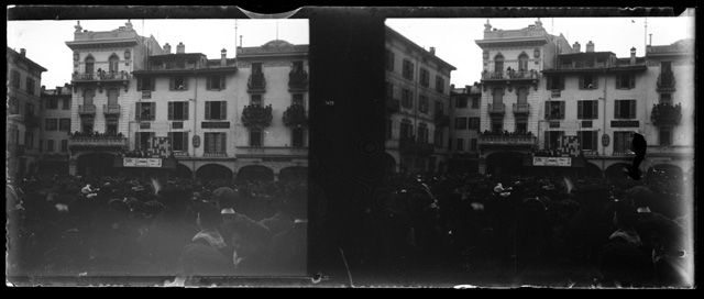 Tombola in piazza Riforma a Lugano