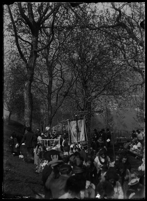 Fedeli in processione