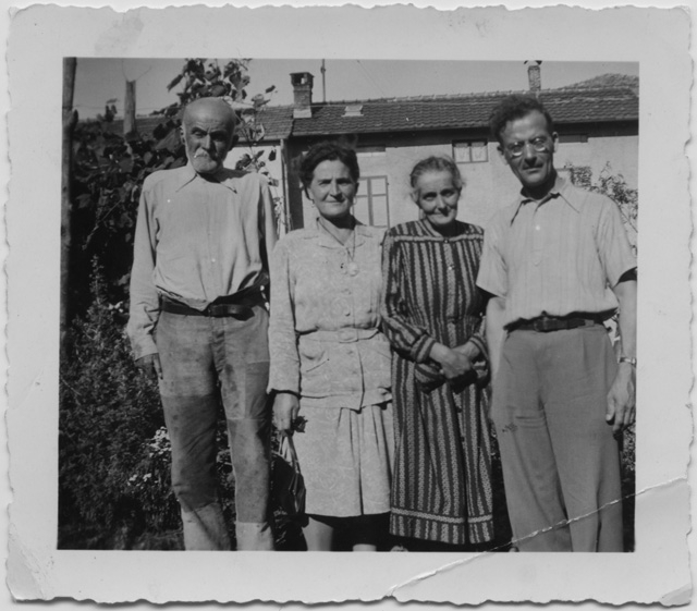 Famiglia in posa a Vaglio