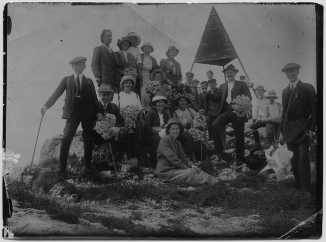 Gruppo in vetta al Chalberon