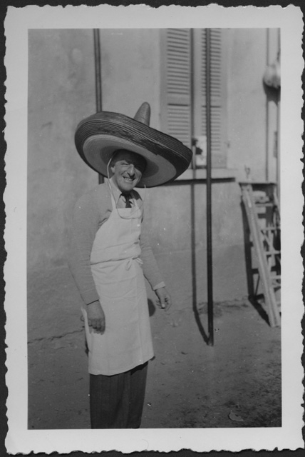 Uomo vestito da carnevale