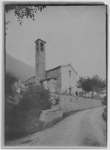 Veduta della chiesa di San Bartolomeo a Davesco-Soragno