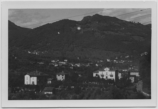 Veduta di Dino con gli hotel Stazione e California