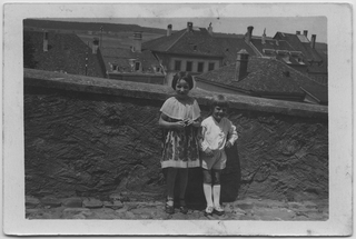 Magda Torrazza e Charlie Carmello in posa a Romont