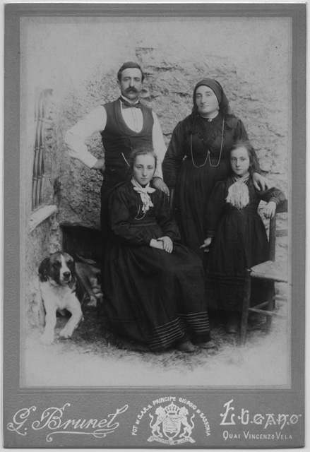 Famiglia in posa