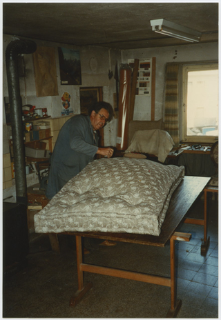 Materassaio al lavoro a Cagiallo