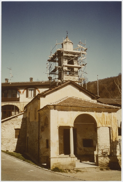 Lavori di restauro del campanile dell'oratorio di Santa Lucia a Cagiallo