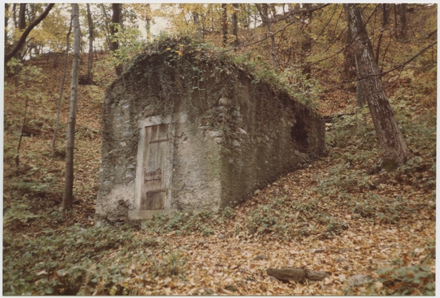 Cascina nei boschi di Cagiallo