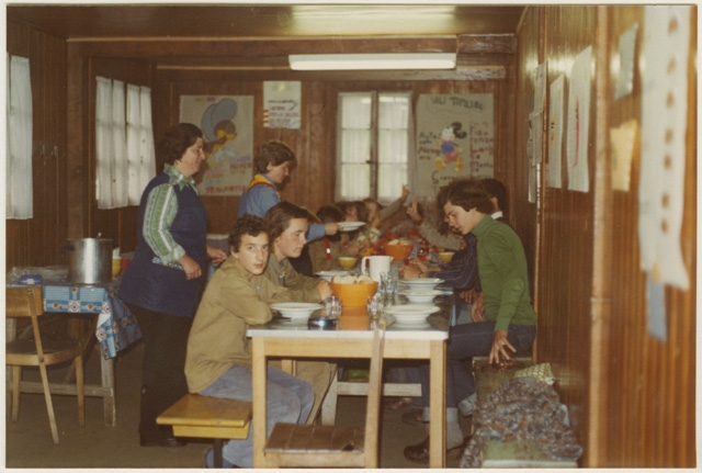 Refettorio del campo Scout a Ghirone