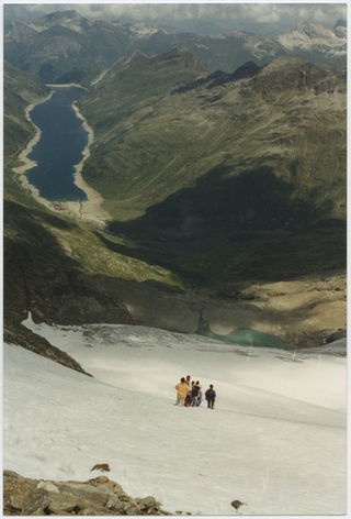 Gruppo Pionieri durante un'escursione al ghiacciaio della Vedretta del Pizzo Stella