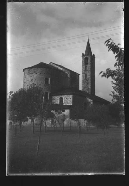 Veduta della chiesa di S. Stefano a Tesserete