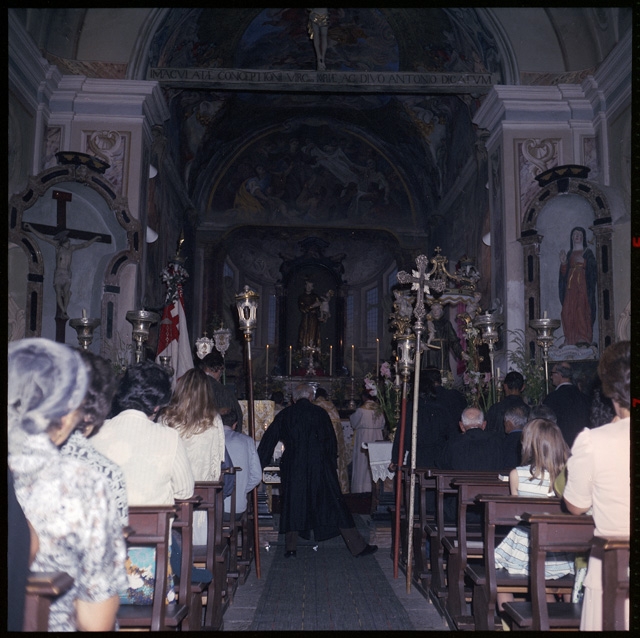 Funzione religiosa a Castro