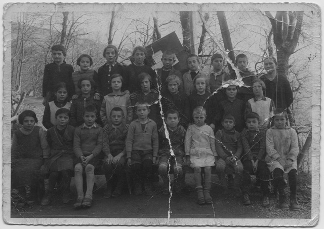 Scuole elementari di Sala Capriasca in posa