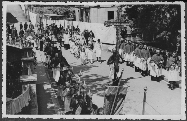 Processione del Corpus Domini su via Carlo Battaglini a Tesserete