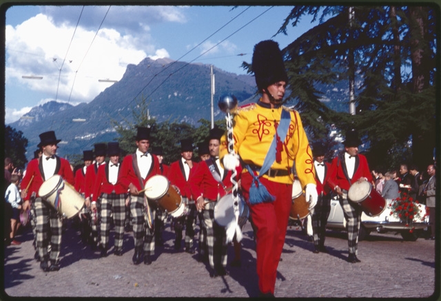 Corteo in occasione della festa della vendemmia a Lugano