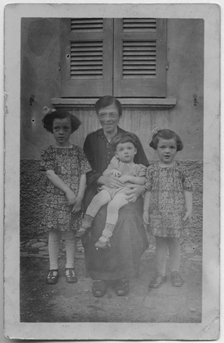 Famiglia Paltenghi in posa a Barico