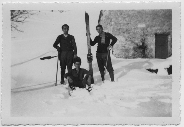 Gruppo di sciatori ai Monti Piani