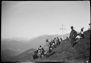 Gruppo di persone alla Sassèra