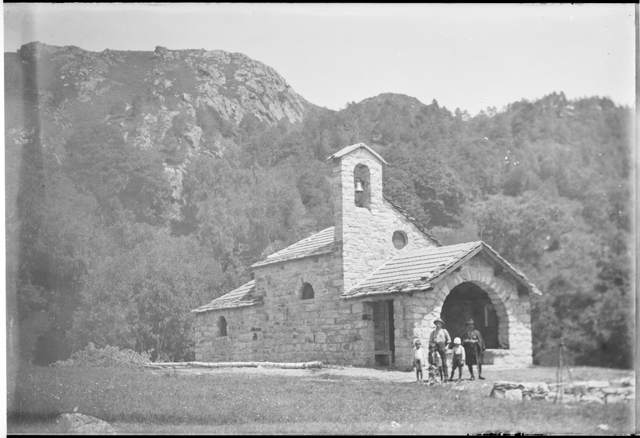 Veduta della chiesa di Maria SS Ausiliatrice a Gola di Lago