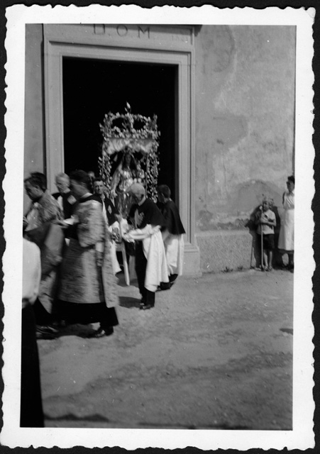 Uscita della Santa Vergine dalla chiesa di Sala Capriasca