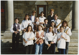 Minibanda della Filarmonica Capriaschese in occasione del concerto per il 40° con la maestra Sabrina Ehrismann