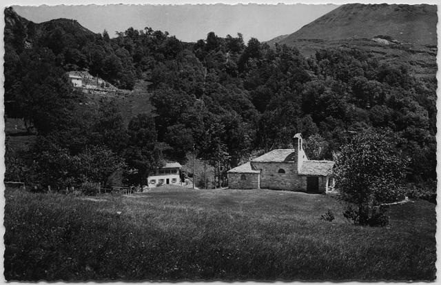 Cartolina di Gola di Lago con il Ritrovo Luèra