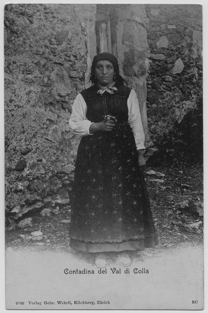 Cartolina della Val Colla con contadina