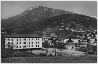 Cartolina di Tesserete con la caserma e Campestro