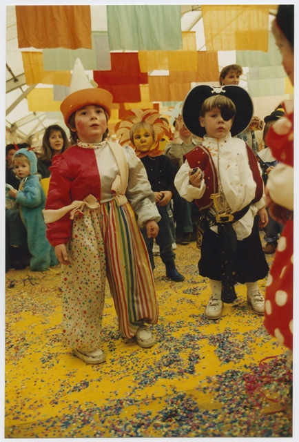 Carnevale dei bambini al capannone della stazione a Tesserete