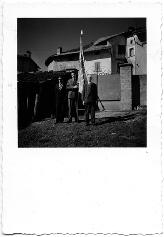 Ritratto di uomini con il gonfalone di Sala Capriasca