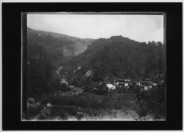 La frana di Corticiasca vista da valle